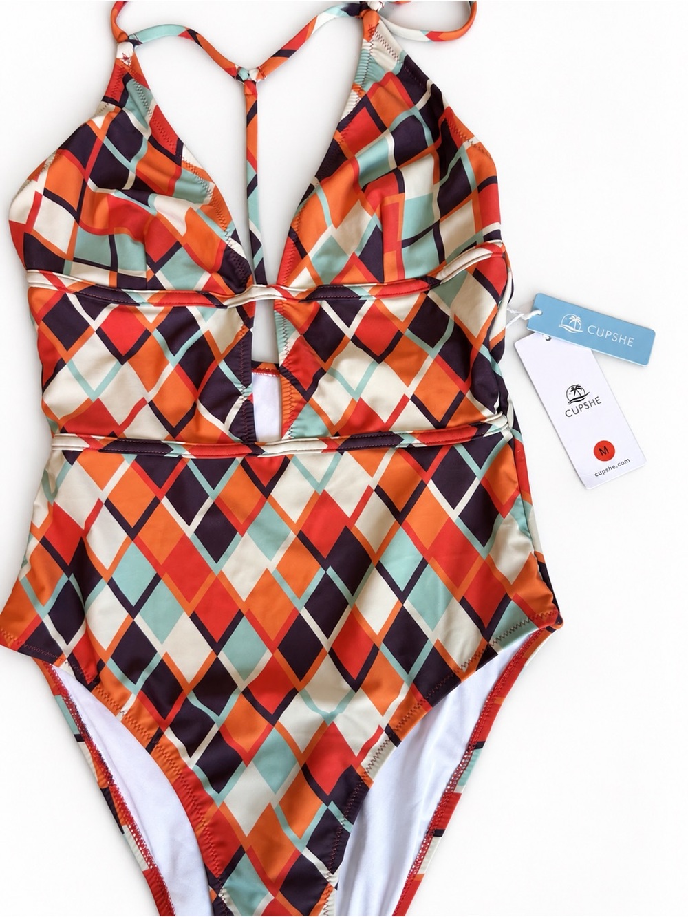 Cupshe Woman’s Multi- color Geo Print One-Piece Swimsuit NEW WITH TAGS Medium